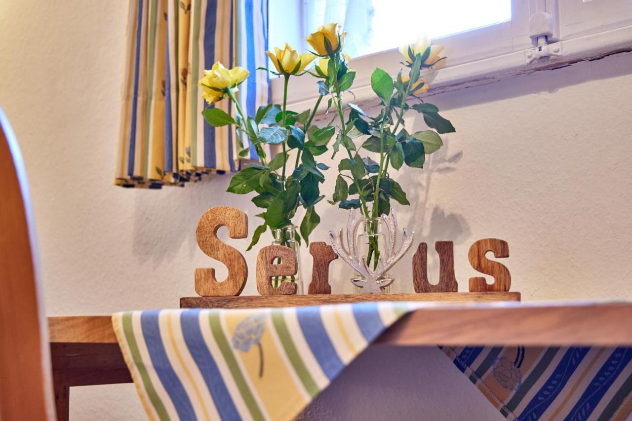Gaestehaus Angela Garmisch-Partenkirchen Bagian luar foto